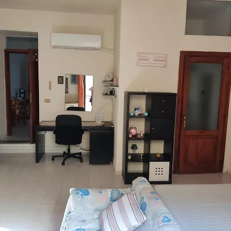 Holiday home Casina Vicino Al Vico Vatolla